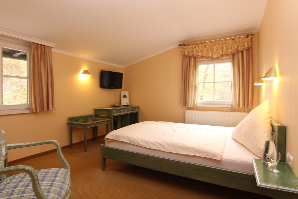 Rabenauer Muehle "Bed & Breakfast" Oda fotoğraf