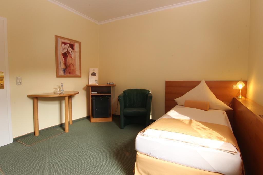 Rabenauer Muehle "Bed & Breakfast" Oda fotoğraf